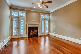 2585 Brookhaven Chase Ln NE in Atlanta, GA - Building Photo - Building Photo