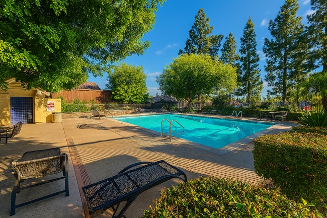 9742 Willow Wood Dr in Rancho Cucamonga, CA - Building Photo - Building Photo