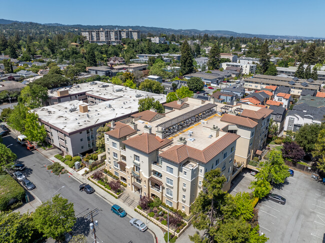 111 Saint Matthews Ave in San Mateo, CA - Building Photo - Building Photo