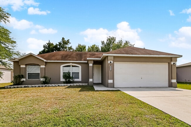 property at 814 Mountbatten Ln