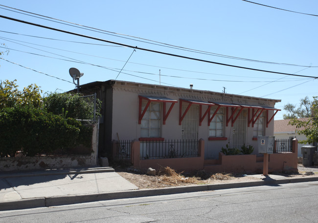 312 Torres St in El Paso, TX - Building Photo - Building Photo