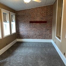 107 N Main St in Monticello, IN - Building Photo - Building Photo