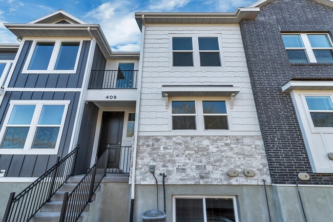 409 N 360 W in Vineyard, UT - Building Photo - Building Photo