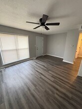 1019 N Arrowhead Ridge in Independence, MO - Building Photo - Building Photo