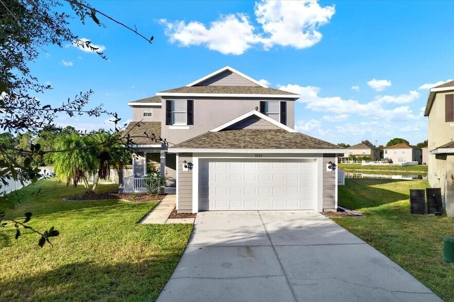 9303 Logwood Ct in Tampa, FL - Foto de edificio