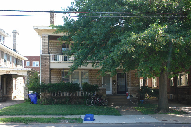 261-263 E Maxwell St in Lexington, KY - Foto de edificio - Building Photo