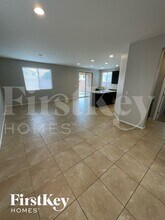 6354 Point Isabel Way in Las Vegas, NV - Building Photo - Building Photo