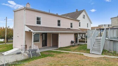 525 St Frances Cabrini Ave, Unit 1 in Scranton, PA - Building Photo - Building Photo