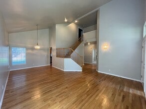 378 S Winthrop Way in Boise, ID - Building Photo - Building Photo