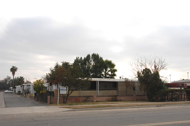 Westwinds Mobile Home Park in Fresno, CA - Building Photo - Building Photo