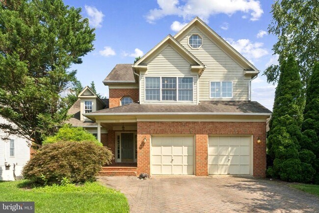 property at 506 Roland St SW