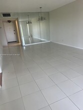 3801 Environ Blvd in Lauderhill, FL - Building Photo - Building Photo