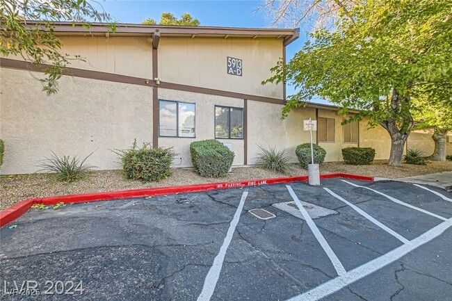 property at 5913 Smoke Ranch Rd