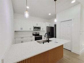 1751 Nandina Ct NW in Palm Bay, FL - Building Photo - Building Photo