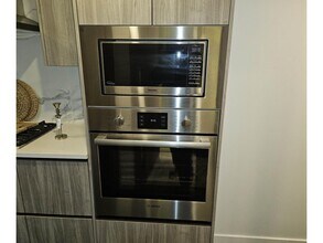 13768-13100 100 Ave in Surrey, BC - Building Photo - Building Photo