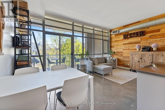 property at 52 Sumach St