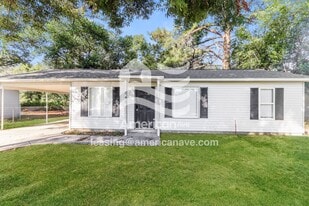 245 Ward St in Warner Robins, GA - Building Photo