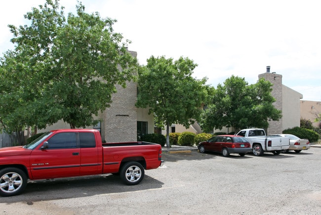 530-532 Tennessee St NE in Albuquerque, NM - Building Photo - Building Photo