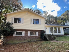 Room in House on Forge Rd in Durham, NC - Building Photo - Building Photo