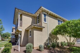 860 S Adam Way in Gilbert, AZ - Building Photo - Building Photo