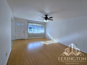 5008 Bremner Way in Sacramento, CA - Building Photo - Building Photo