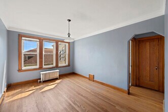 2835 N Lockwood Ave in Chicago, IL - Building Photo - Building Photo