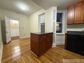 1788 Beacon St in Brookline, MA - Building Photo - Building Photo