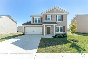 2329 Bee Hive Dr in Columbia, TN - Building Photo