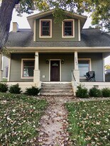 2562 Main St in Hurricane, WV - Building Photo