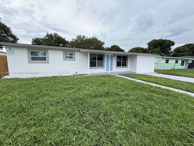 3440 NW 4th St in Fort Lauderdale, FL - Building Photo - Building Photo