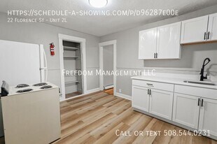 22 Florence St in Worcester, MA - Building Photo