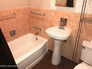 2508 21st St in Lubbock, TX - Building Photo - Building Photo