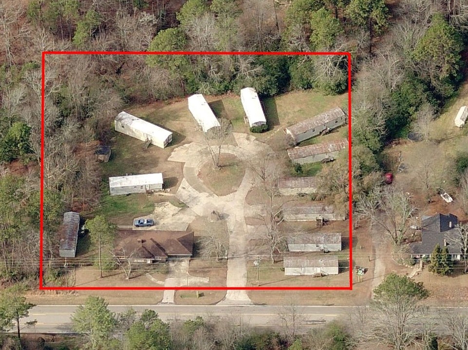 3215 Cleveland Hwy in Gainesville, GA - Building Photo