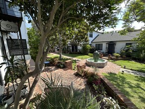 17th Street Villas in Santa Monica, CA - Foto de edificio - Building Photo