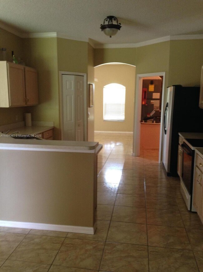 4634 SW Eagle St in Port St. Lucie, FL - Building Photo - Building Photo