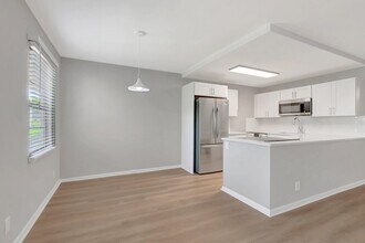 296 Fanshaw H in Boca Raton, FL - Building Photo - Building Photo