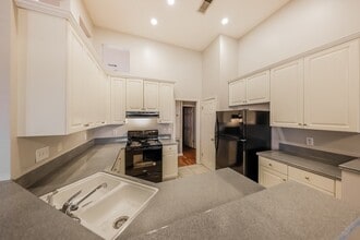 2728 Fair Oaks Dr in Montgomery, AL - Building Photo - Building Photo