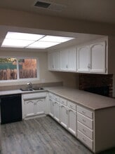 1743 N Maple St in Visalia, CA - Building Photo - Building Photo