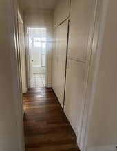 5853 Virginia Ave in Los Angeles, CA - Building Photo - Building Photo