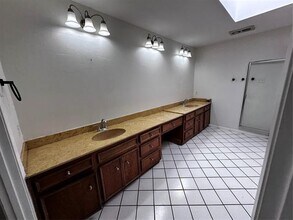 7215 Cutter Mill Dr in Dallas, TX - Building Photo - Building Photo