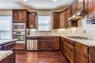 5824 Silverton Ave in McKinney, TX - Building Photo - Building Photo