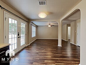 9106 Granberry Pass in Universal City, TX - Building Photo - Building Photo