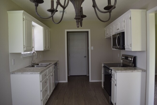 700 Cedar Ln in Fort Smith, AR - Building Photo - Building Photo