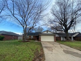9313 S Houston St in Fort Smith, AR - Building Photo
