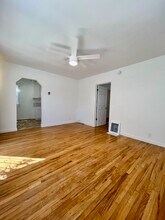642 Rose Ave, Unit 642 in Venice, CA - Building Photo - Building Photo