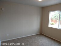 1014 Pinecrest Dr photo'