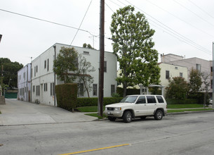 1826 N Normandie Ave in Los Angeles, CA - Building Photo - Building Photo