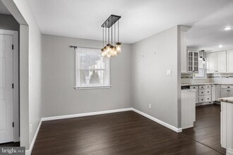 2211 New Albany Rd in Cinnaminson, NJ - Building Photo - Building Photo