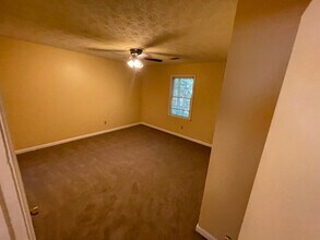 597 Jackson Park Ln in Suwanee, GA - Building Photo - Building Photo