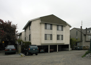 Ed John Apartments in Seattle, WA - Foto de edificio - Building Photo